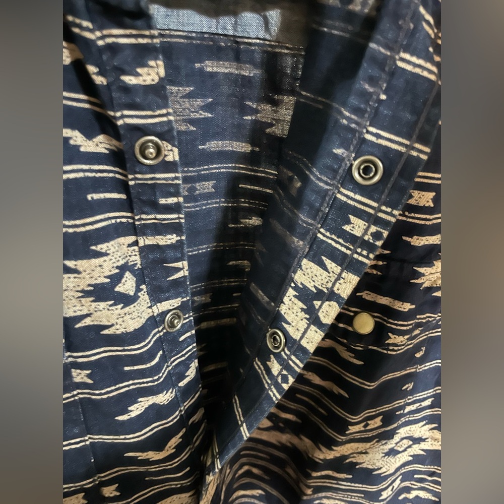 GAP Button Up - Picture 4 of 4